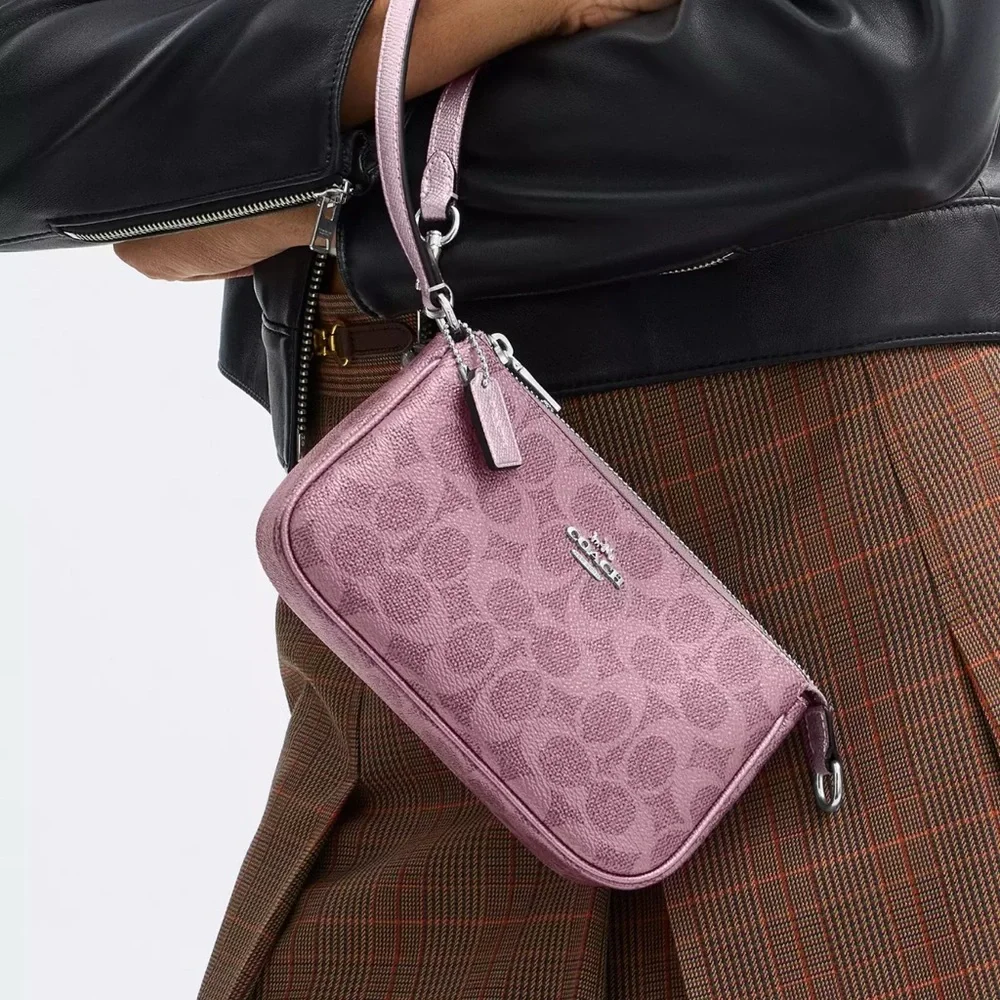 🌸🌸 Coach Boxed Nolita 19 And Nolita Bag Charm Set In Signature Canvas - Picture 5 of 14